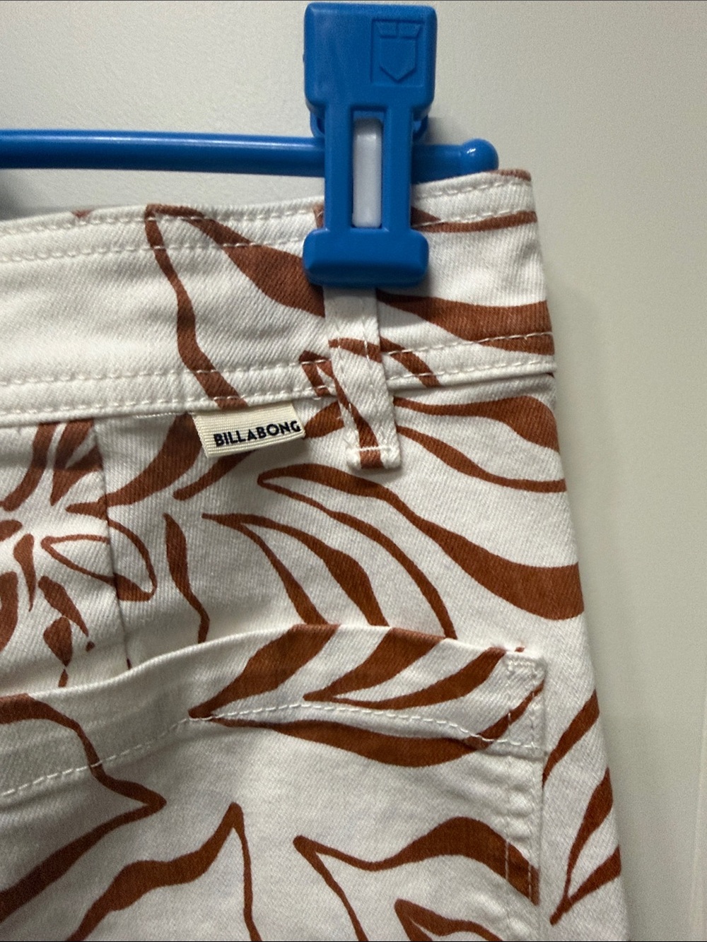 Pants Subcategory Identification - Picture 5 of 5